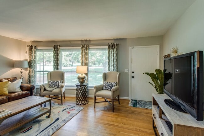 Foto del edificio - Crieve Hall Ranch with Studio