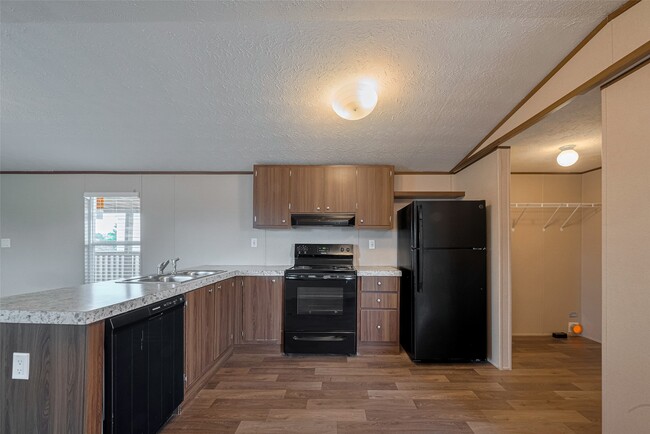 Foto del edificio - 929 County Rd 5806