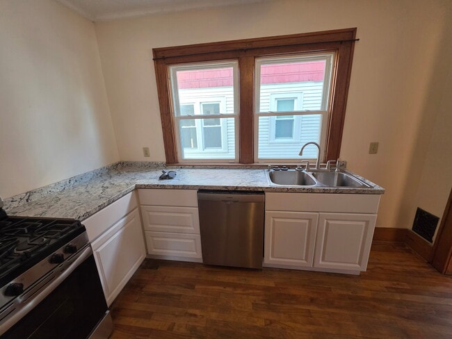 Bosch Stainless Steel dishwasher in brand new kitchen - 144 Forest Hill Dr
