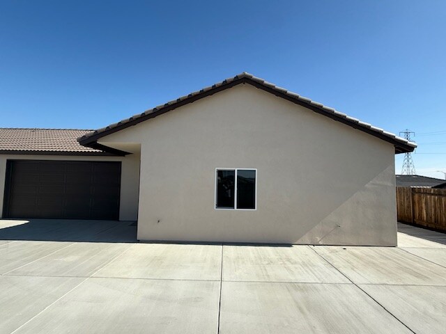 Building Photo - 5306 Hawkwatch Ln