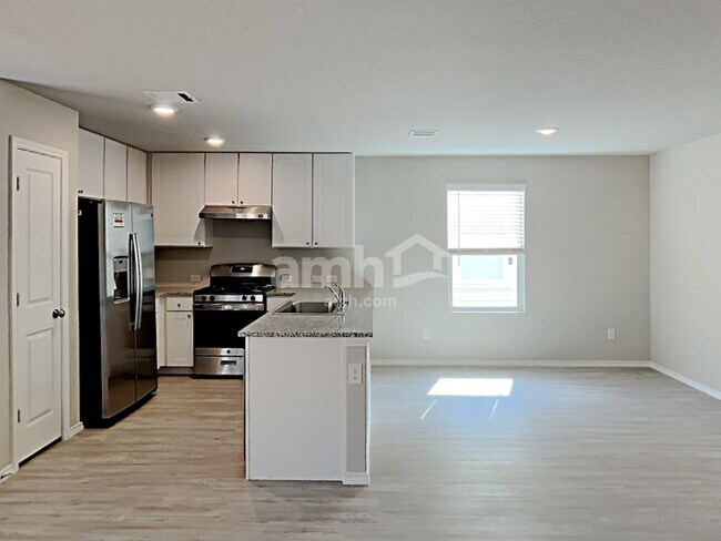 Building Photo - 10623 Varmus Drive
