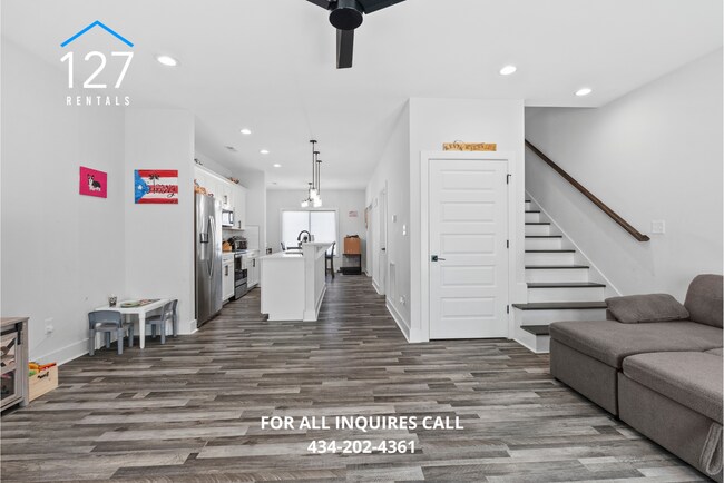 Foto del edificio - 3BR/2.5BA Townhome in Rustburg – Modern Am...