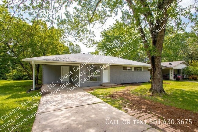 Building Photo - 119 Poinsetta Dr