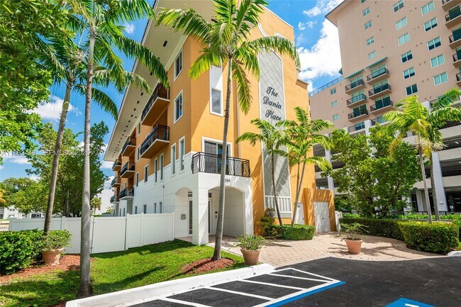 Foto del edificio - 555 E Dania Beach Blvd