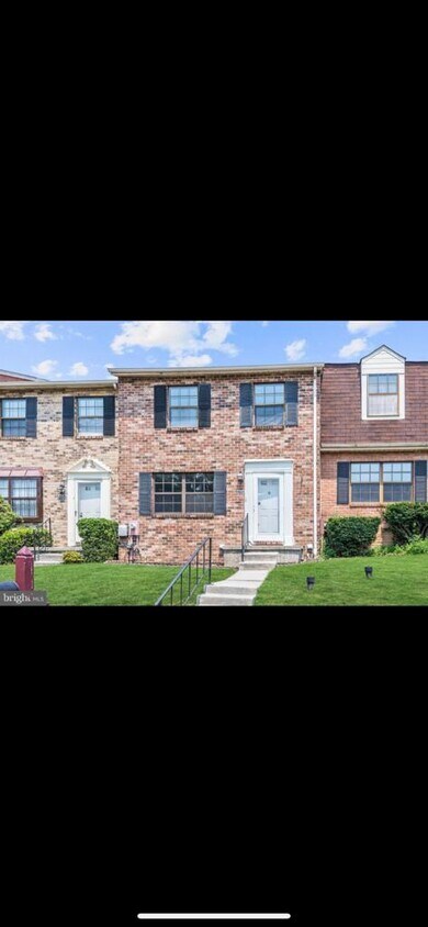 Building Photo - 4824 Grand Bend Dr