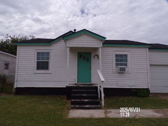 Building Photo - NEW listing-refinished hardwood floors, new laminate and paint throughout