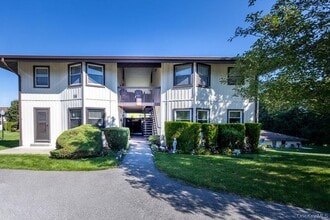 Building Photo - 16 D Essex Pl