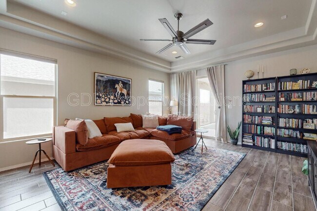 Foto del edificio - 450 Michael Ave SW