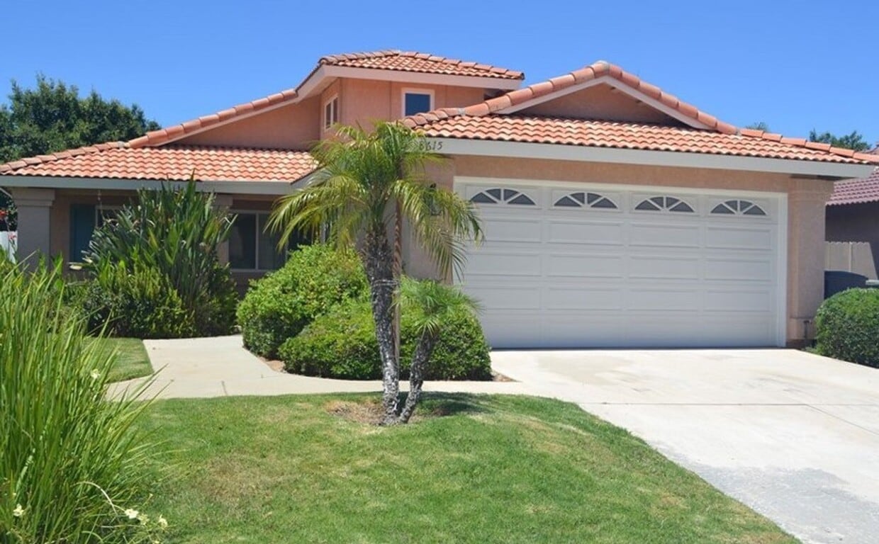 Foto principal - Beautiful 3 Bedroom/2 Bath Home Orange Cre...