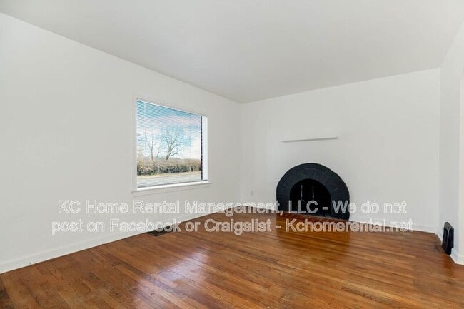 Foto del edificio - 7219 Chestnut Ave