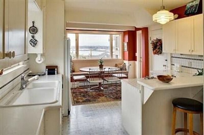 Foto del edificio - September Pre-lease - 6Bd/3Ba