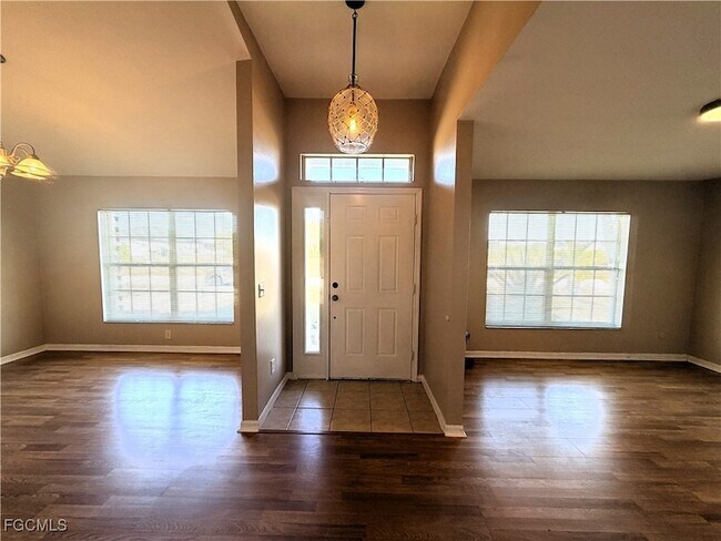 Building Photo - 1710 NW 17th St