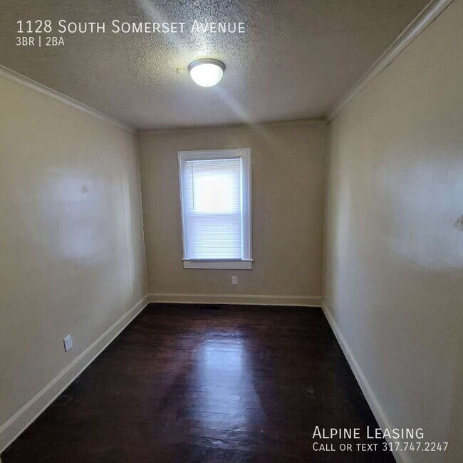 Foto del edificio - 1128 S Somerset Ave