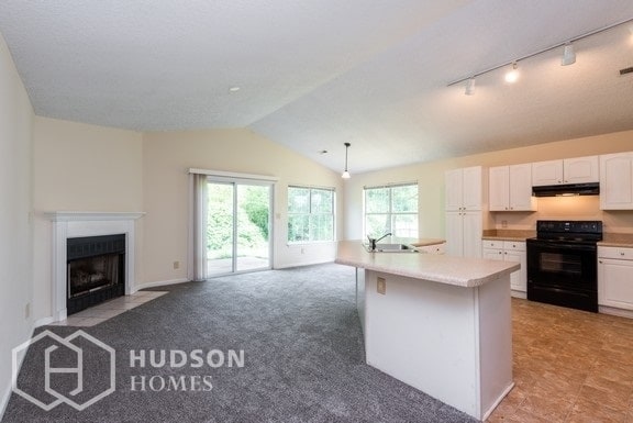 Building Photo - 440 N Rutherford Rd