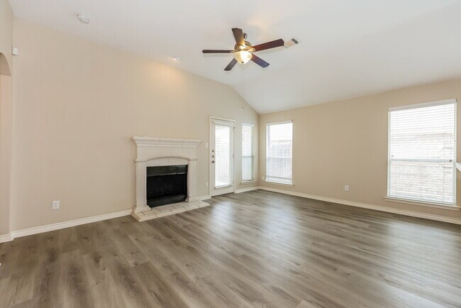Foto del edificio - 6020 Walleye Dr
