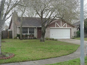 Building Photo - 18719 Lippizaner Dr