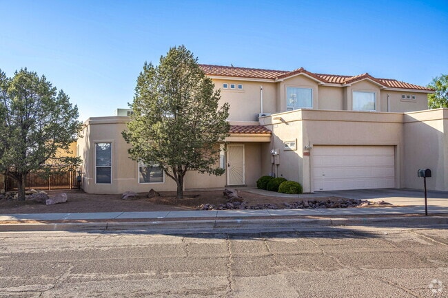 Building Photo - 2353 Saturn Cir