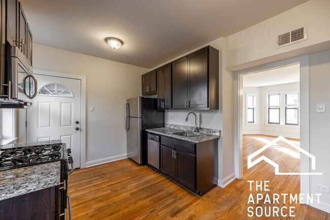 Foto del edificio - 4038 N Ashland Ave