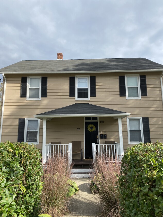 Primary Photo - 73 Narragansett Ave