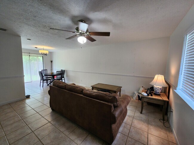Foto del edificio - 3026 E Baldwin Rd