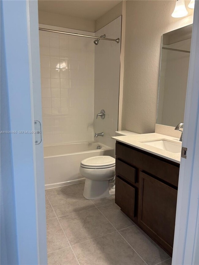 Foto del edificio - 551 NW 10th Ct