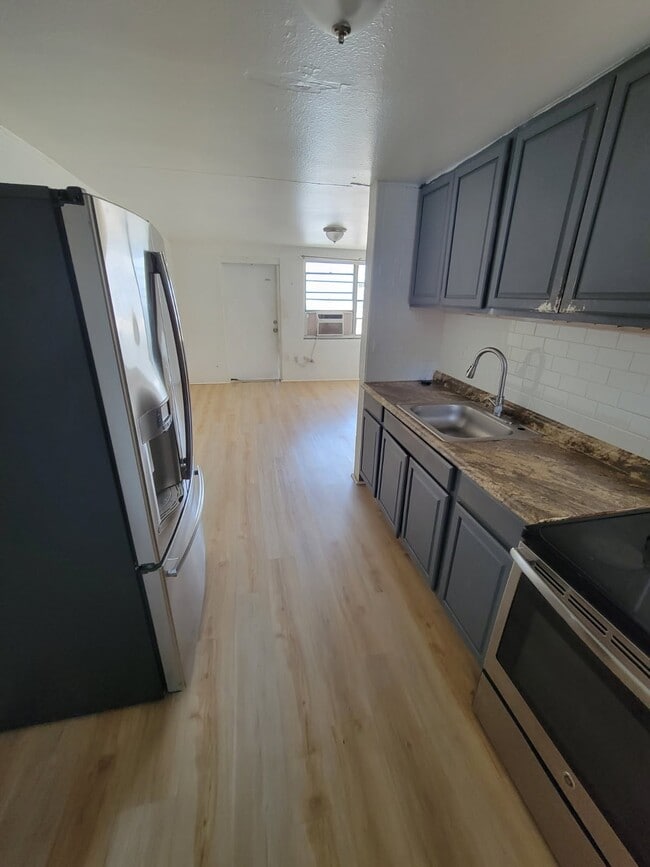 Building Photo - 410 11th Street Dr W