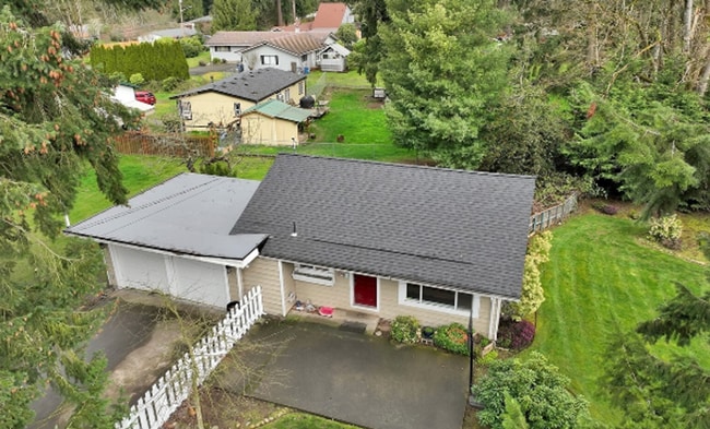 Foto del edificio - Fully renovated 2-BR Home – Space for Everything!