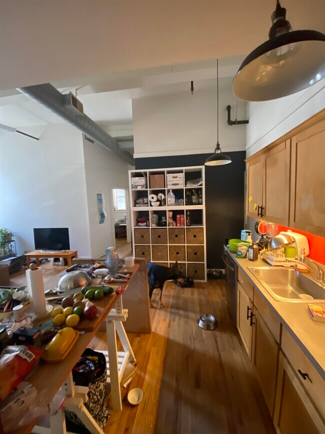 Foto del edificio - 1017 Jefferson St