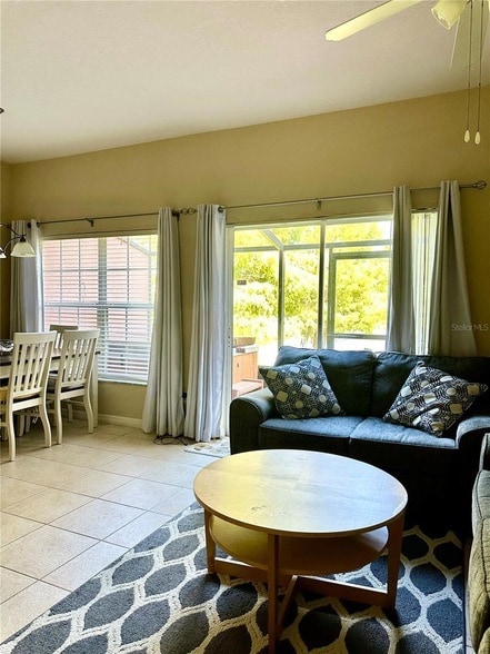 Building Photo - 2465 Caravelle Cir