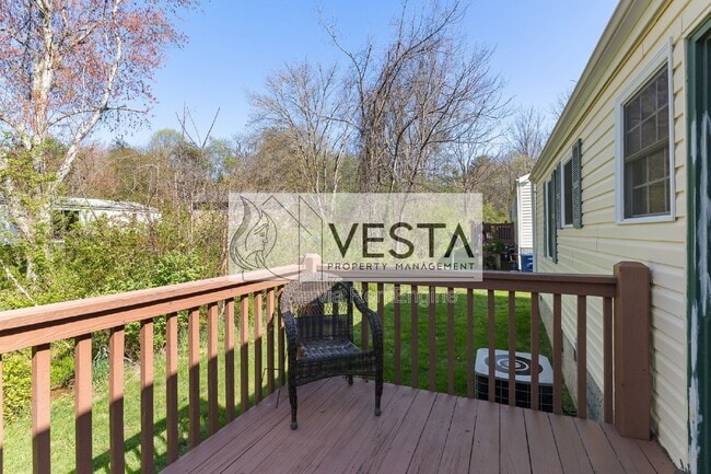 Building Photo - 16 Fortunate Dr