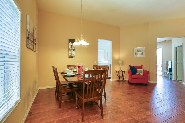 Foto del edificio - 331 Henley Cir