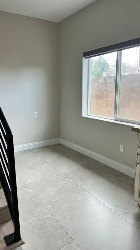 Foto del edificio - 5753 Maxson Dr