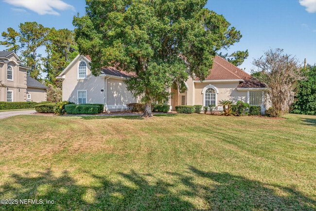 Foto del edificio - 577 Hunters Grove Ct