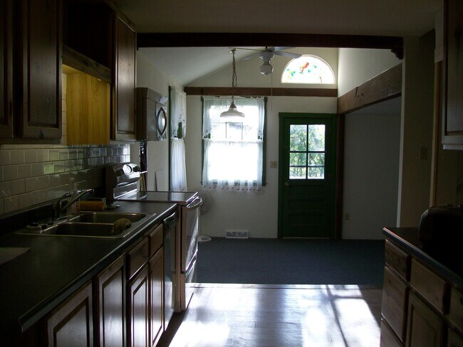 Foto del edificio - 21174 Hawkeye Rd