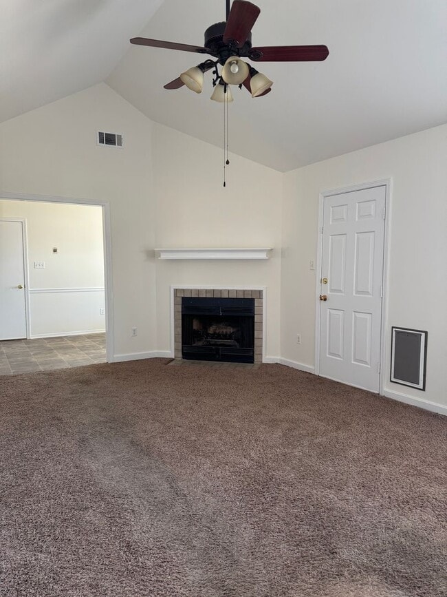 Foto del edificio - Charming 3 bedroom,  2 Bathroom