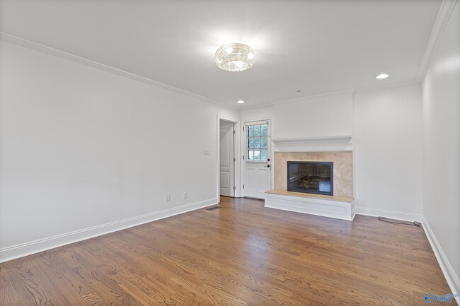 Foto del edificio - 818 Esslinger Rd SE
