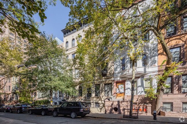 Building Photo - 55-57 W 89th St