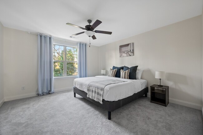 Foto del edificio - 3319 Old Hickory Blvd