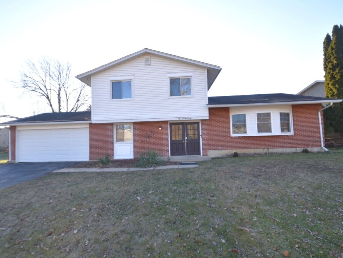Foto principal - 427 Liberty Dr