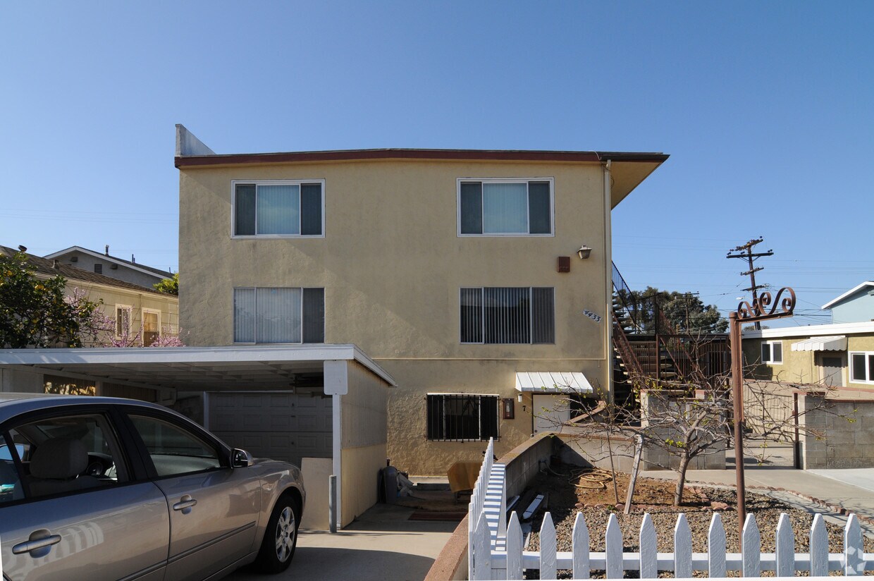Building Photo - 4433 Montalvo St