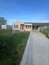 Building Photo - 400 Ave K