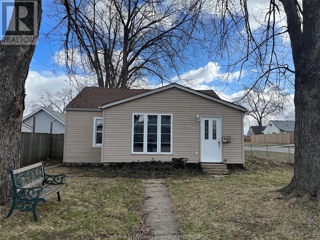 Photo principale - 1296 Elm Ave