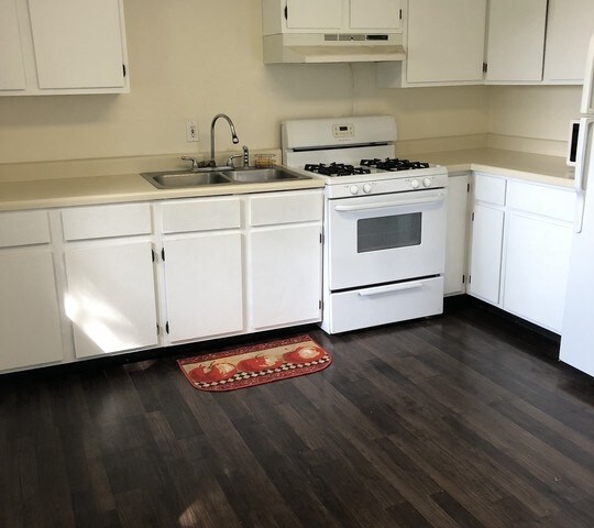 Foto del edificio - 102 Timber Ln