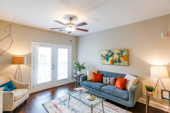 Interior Photo - The View at Paris Mountain