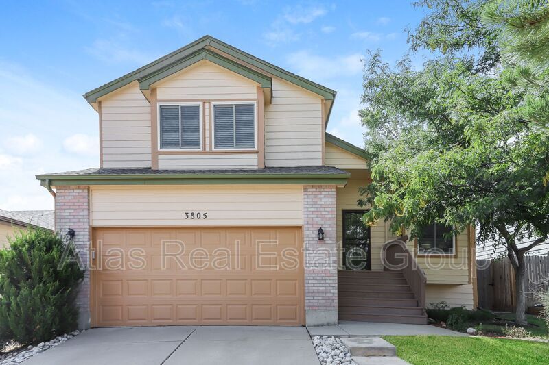 Foto principal - 3805 S Gibraltar St