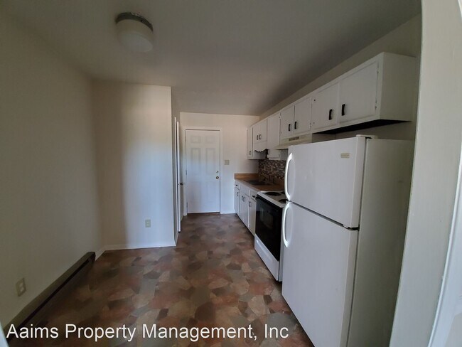 Foto del edificio - 1 br, 1 bath House - 6425-D Applecross Avenue