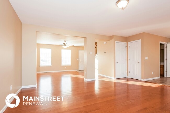 Foto del edificio - 2303 Pond Ct