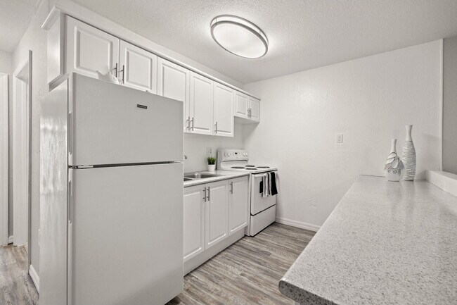 Foto del edificio - Villas of Legends Field South