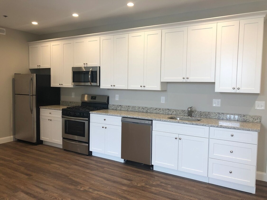 Downtown Jenkintown - Downtown Jenkintown