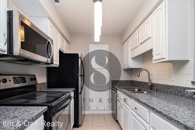 Foto del edificio - 2 br, 2 bath House - 2101 Pine Heights Dr NE